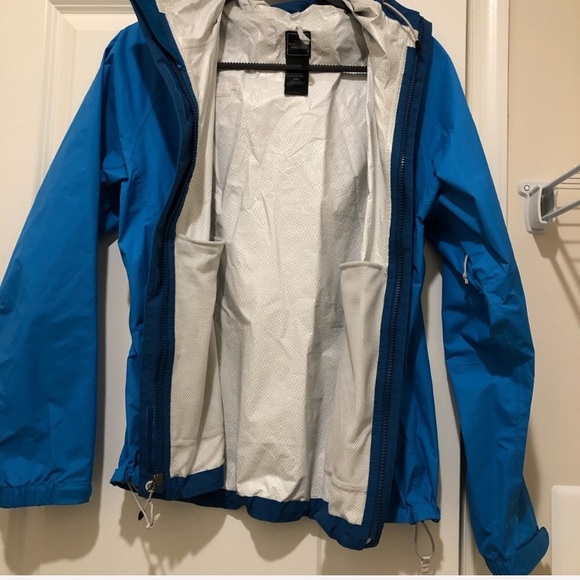 ✨NWOT ✨TNF Women’s Venture Jacket - Picture 7 of 9